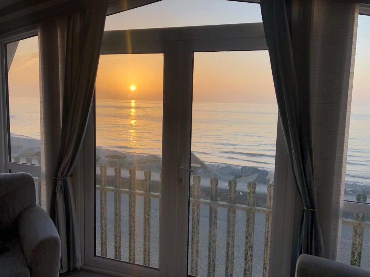 Caravan Hire Golden Sands Sea Front Kinmel Bay Eksteriør bilde