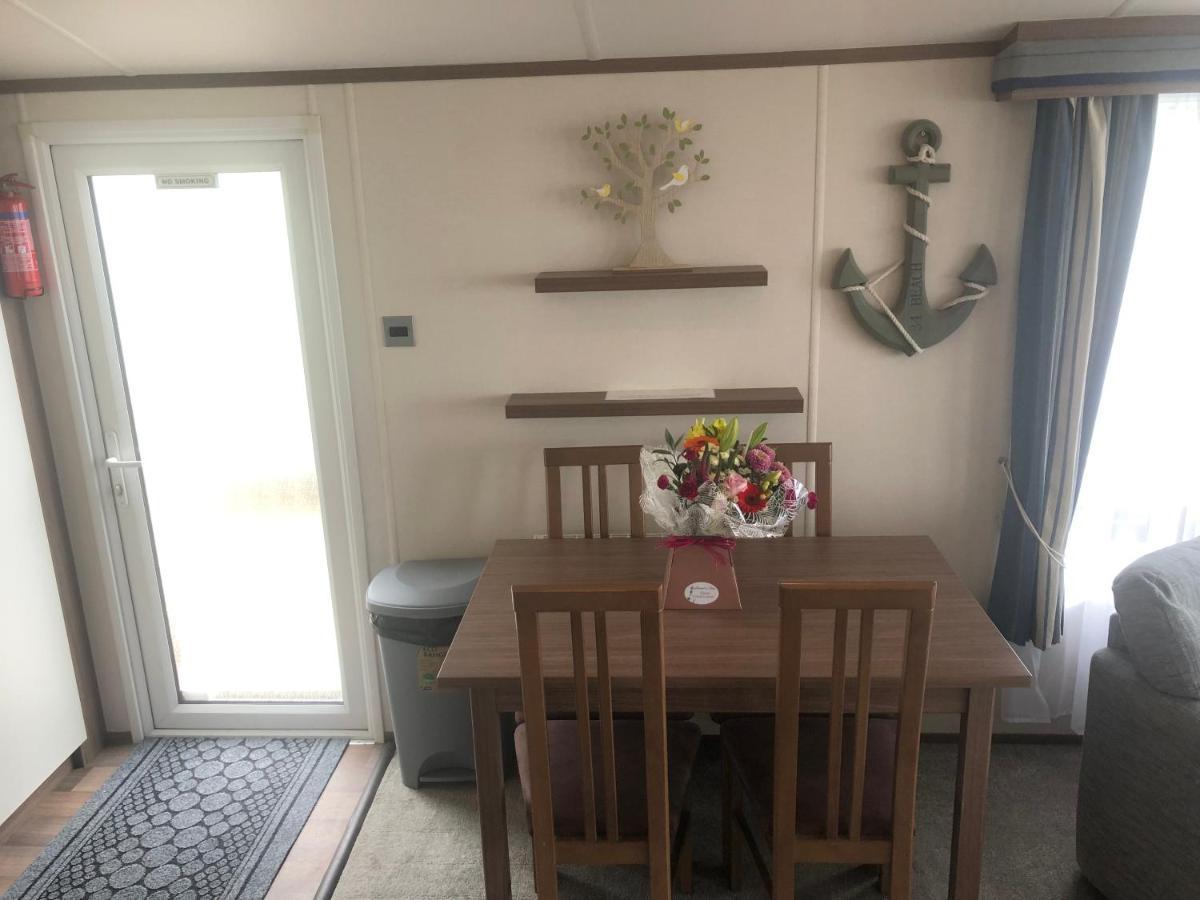 Caravan Hire Golden Sands Sea Front Kinmel Bay Eksteriør bilde