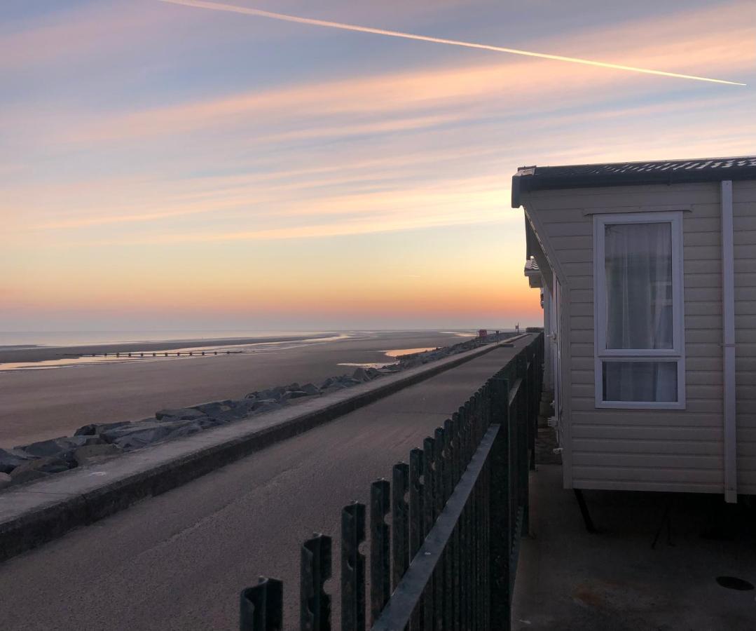 Caravan Hire Golden Sands Sea Front Kinmel Bay Eksteriør bilde